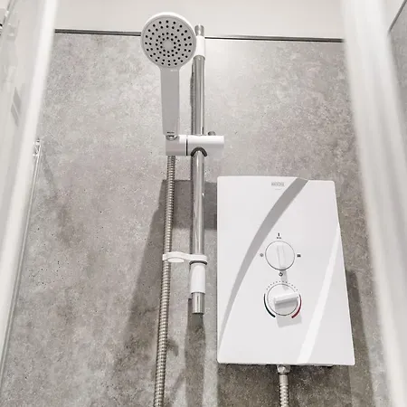 Modern In The Heart Of 2 Lägenhet *